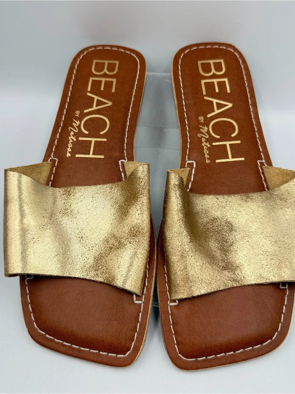 Beach by Matisse Bali Flat Sandal Slide Gold Leather Wide Strap Womens 6M